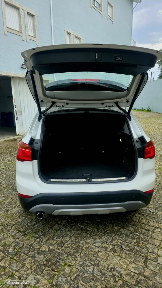 BMW X1 sDrive18d Aut. xLine - 6