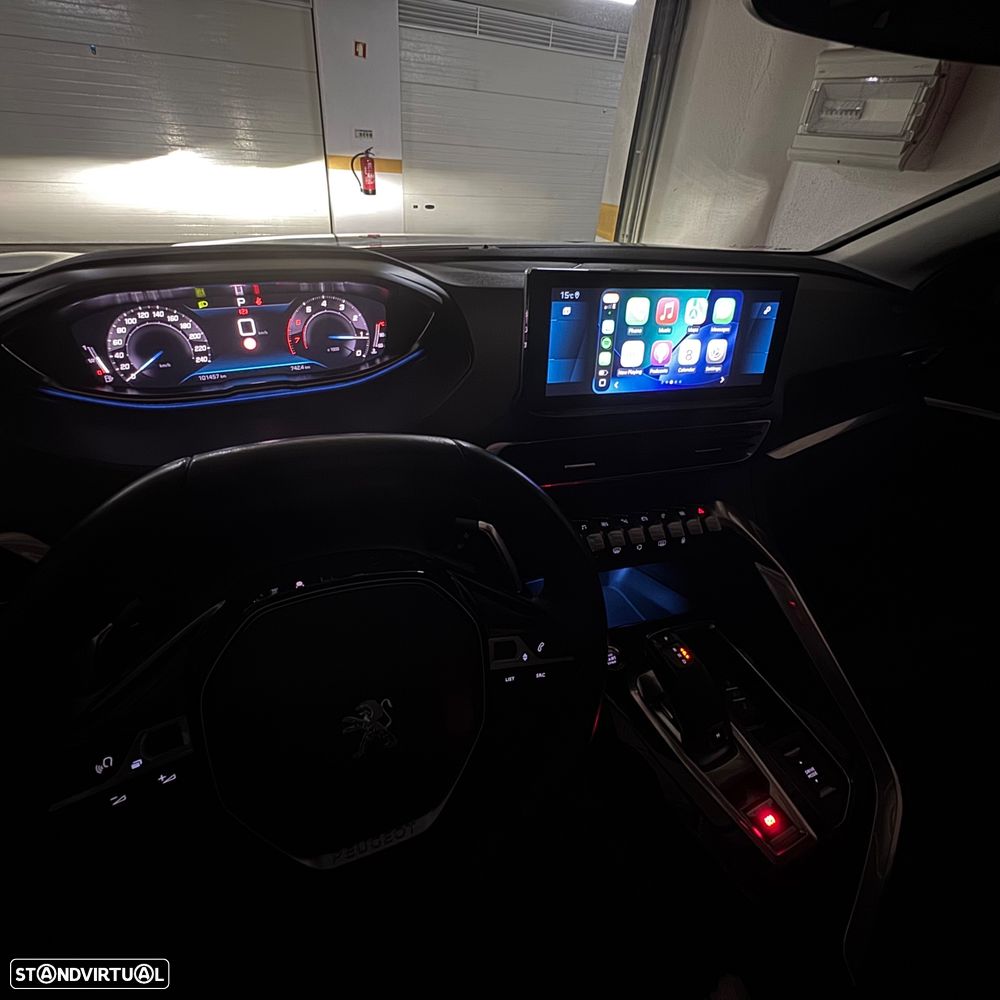 Peugeot 3008 PureTech 130 Stop & Start GPF EAT8 Allure - 9