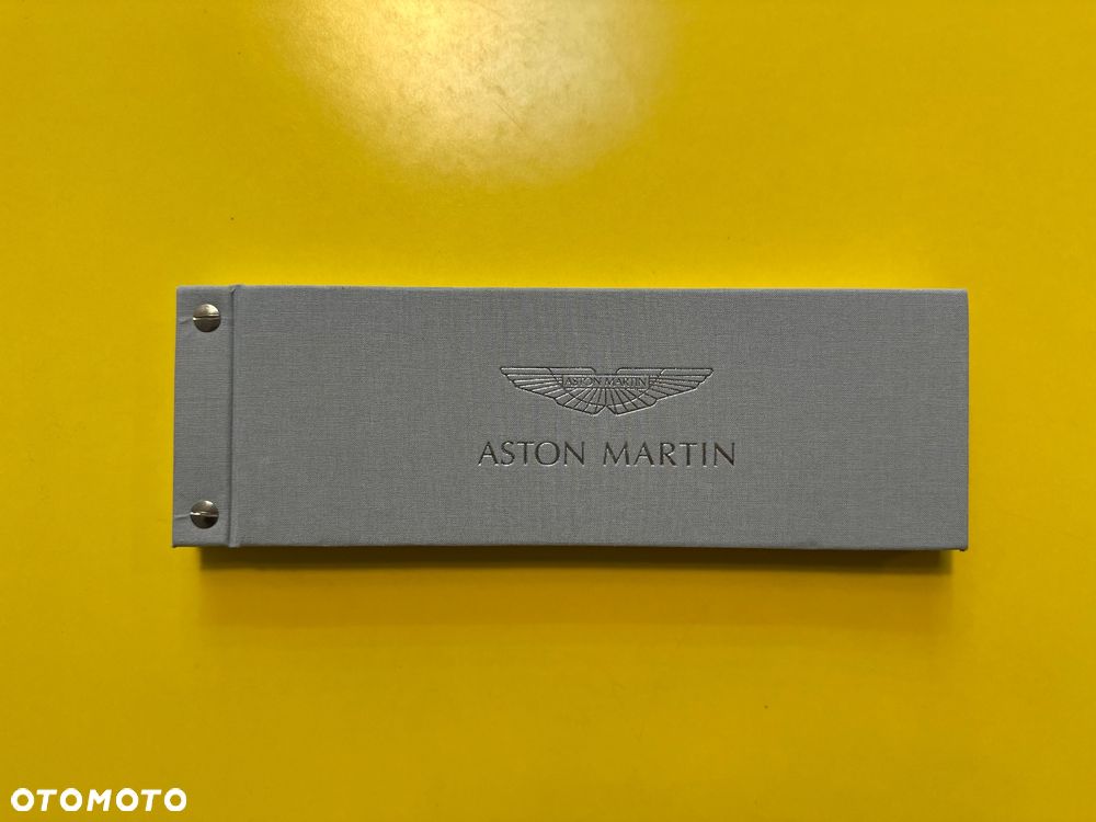 Aston Martin V12 Vantage Standard - 12