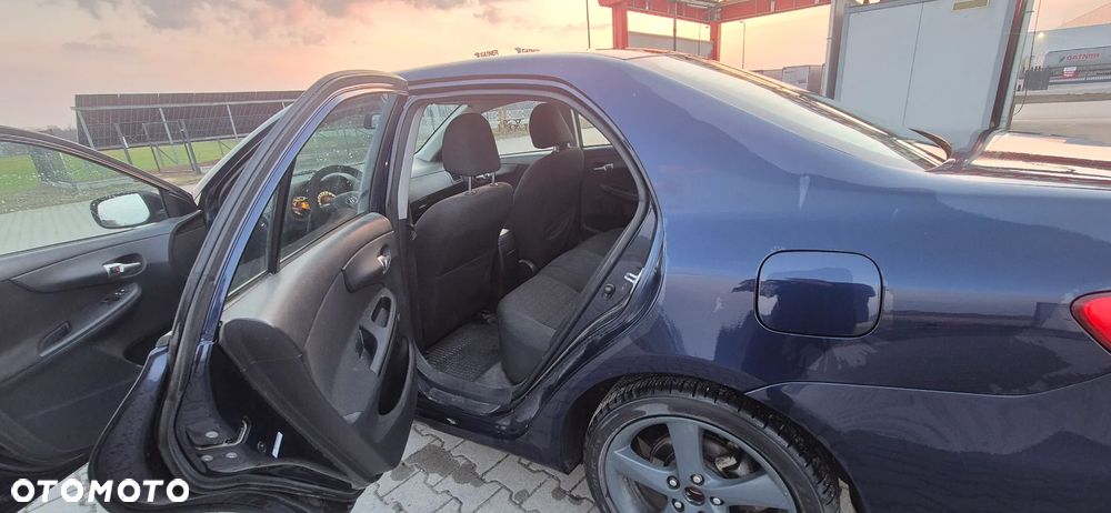 Toyota Corolla 1.6 Premium - 14