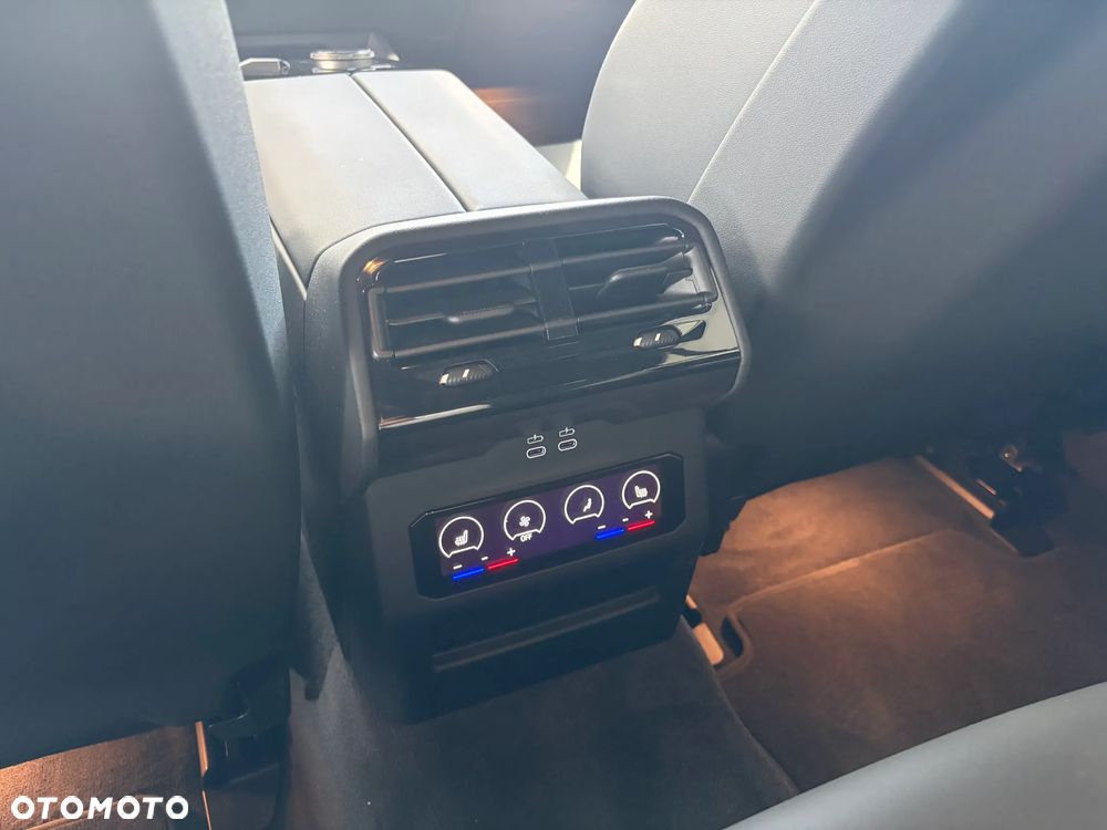 BMW Seria 5 530e PHEV M Sport - 17