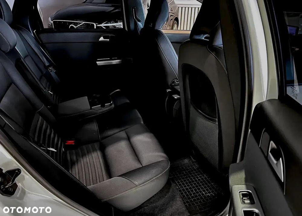 Volvo V50 - 20