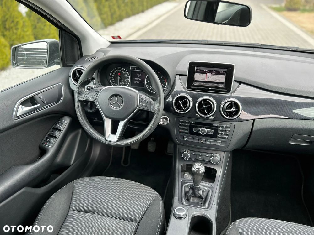 Mercedes-Benz Klasa B 200 CDI - 3