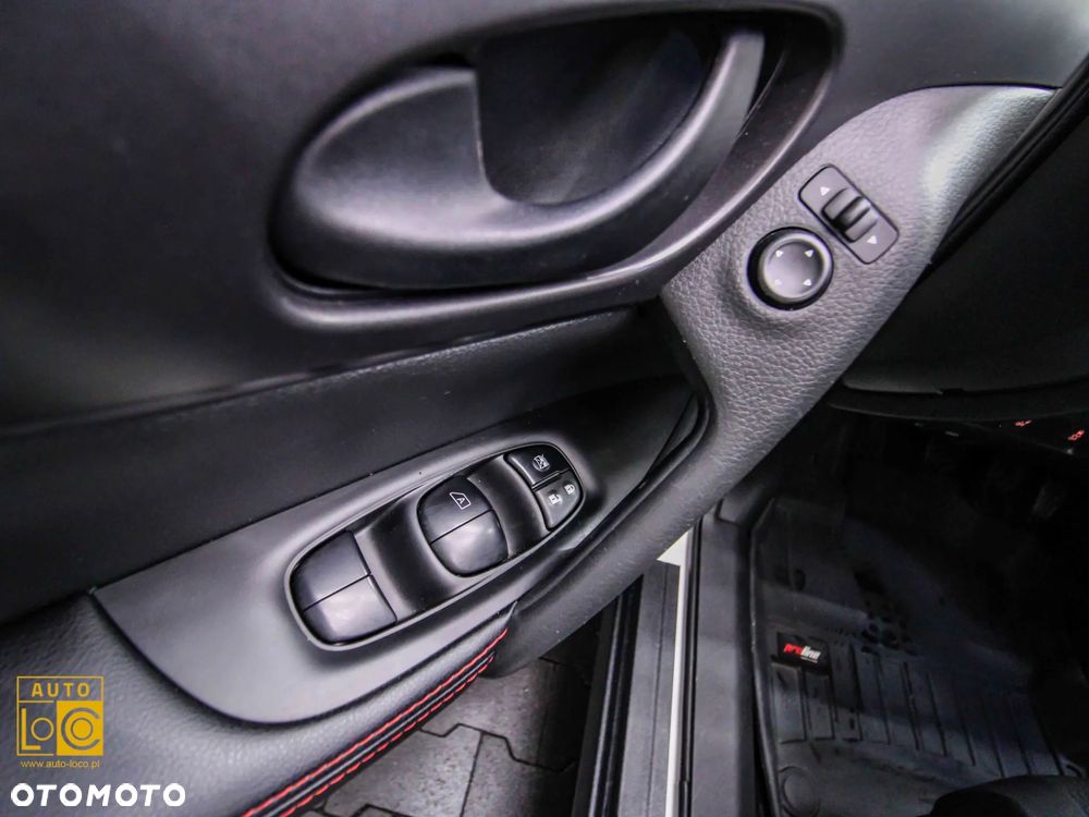 Nissan Qashqai 1.2 DIG-T N-Vision EU6 - 25