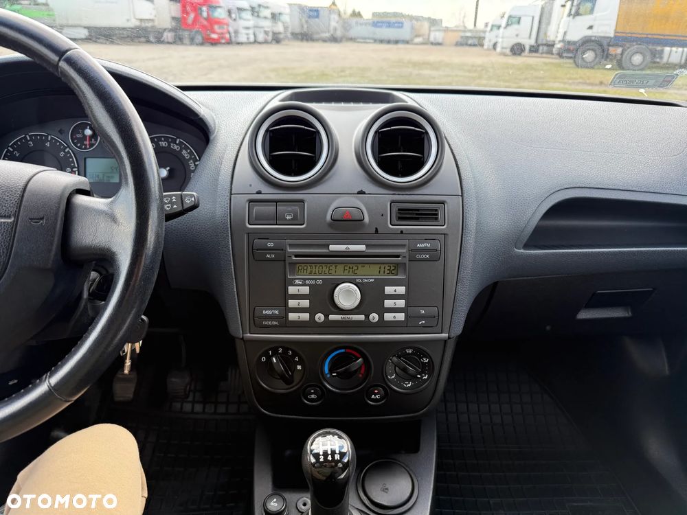 Ford Fiesta 1.25 FX Silver - 3