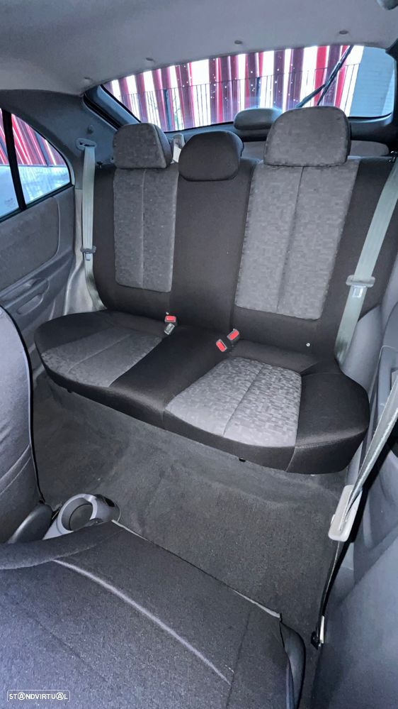 Hyundai Accent 1.3i GLS - 14