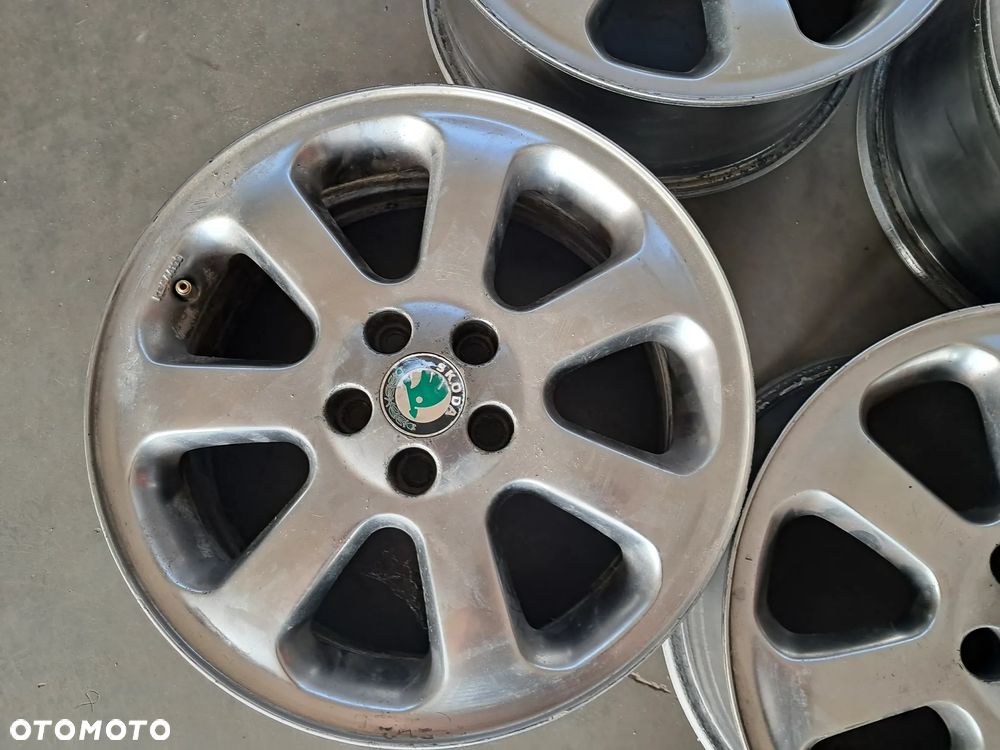 Felgi aluminiowe 6.5 J 16 5x100 Skoda VW AUdi - 3