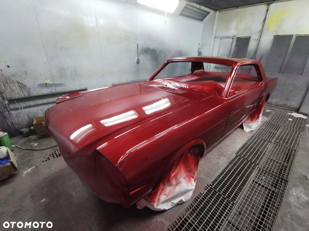 Ford Mustang - 33