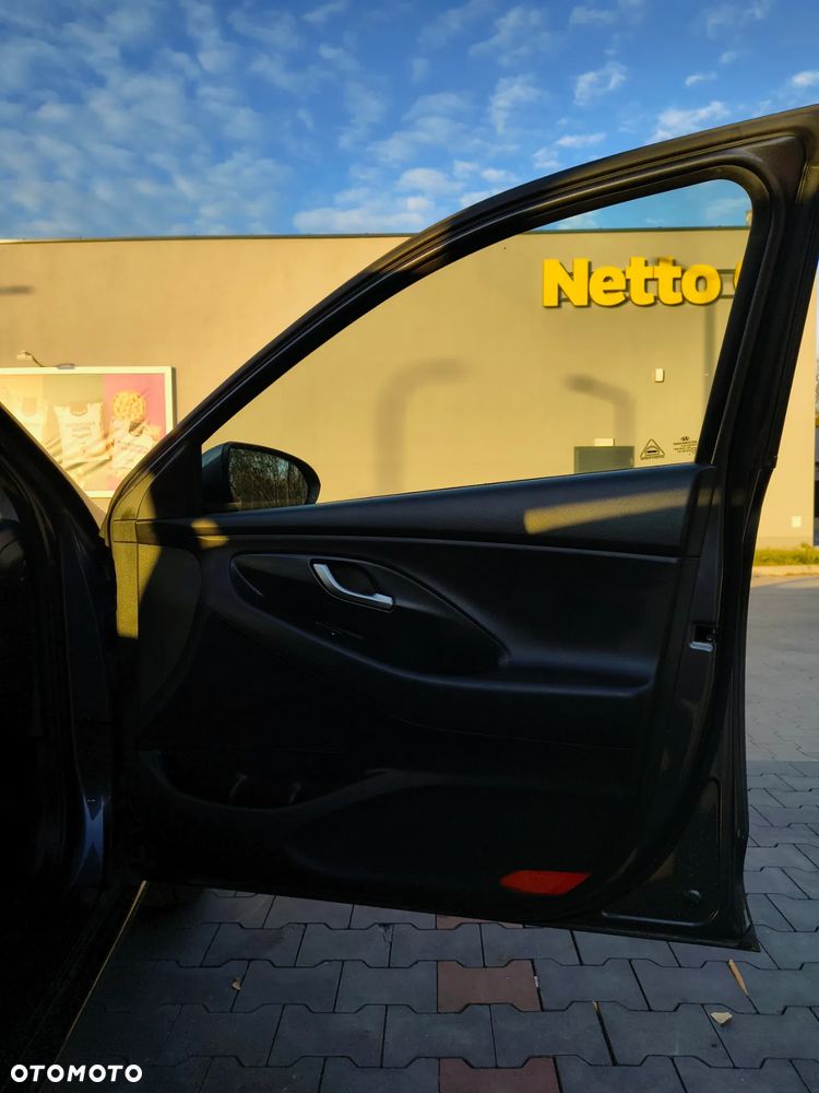 Hyundai i30 1.4 Comfort - 12