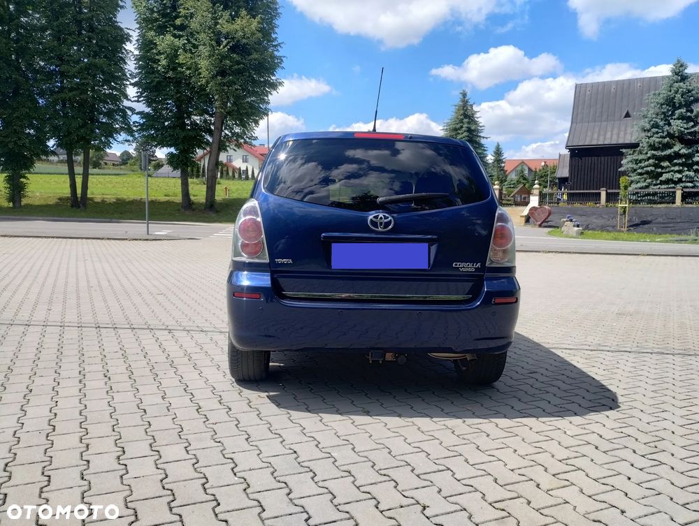 Toyota Corolla Verso 1.8 Premium + 7os - 11