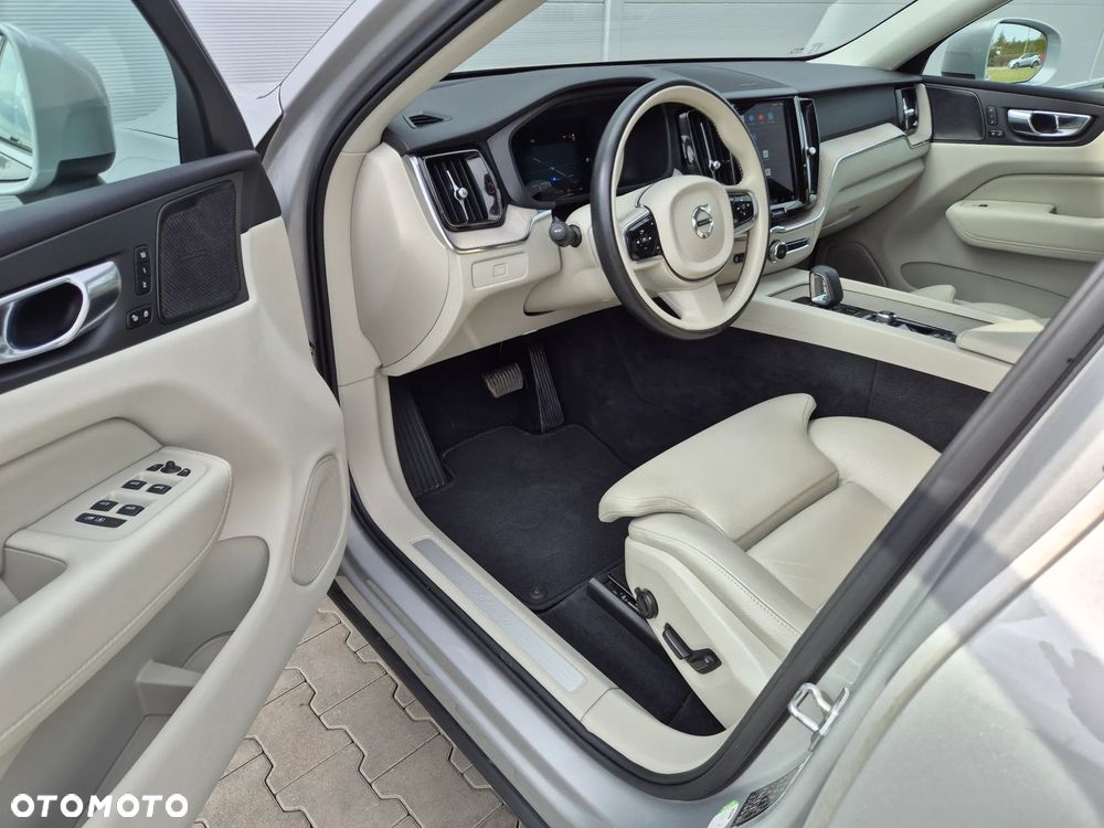 Volvo XC 60 B4 B Geartronic Inscription - 17