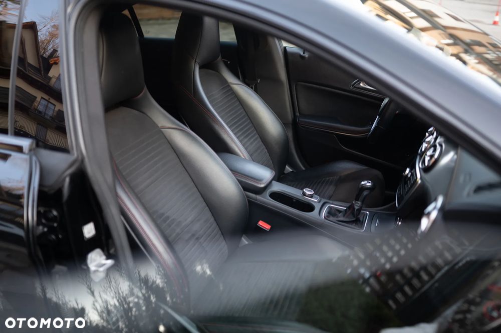 Mercedes-Benz CLA 200 CDI Edition 1 - 11