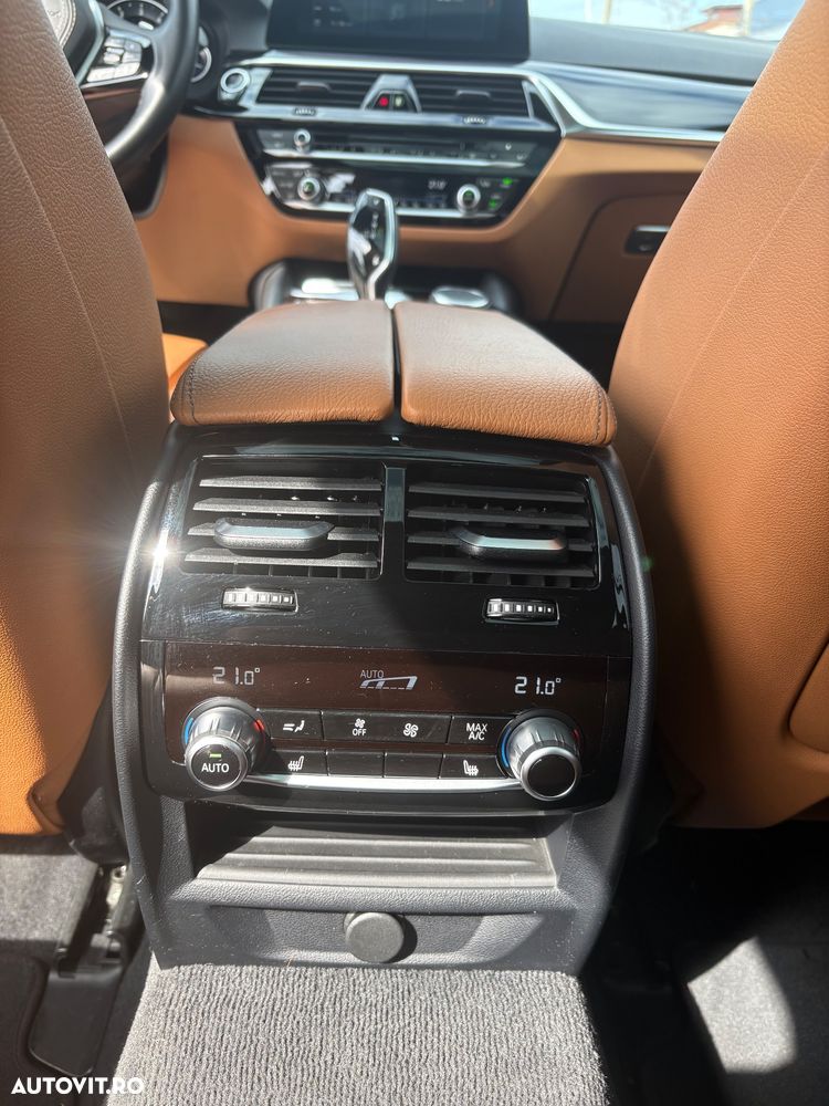 BMW Seria 5 540i xDrive AT - 8