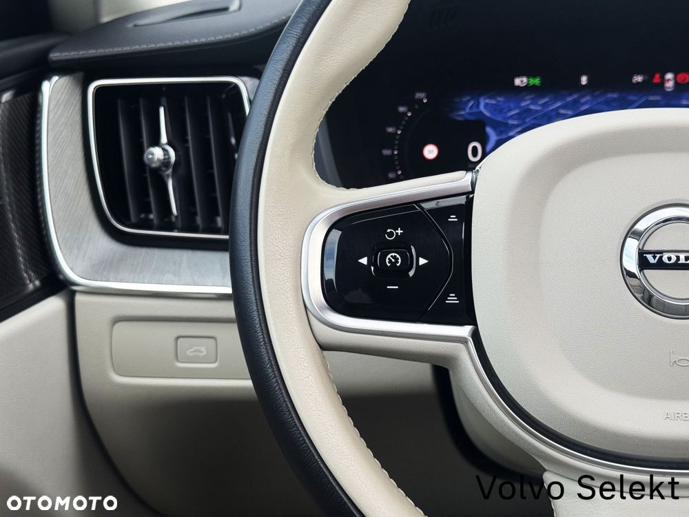 Volvo XC 60 - 12