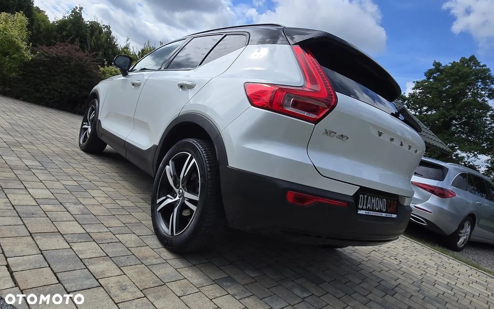 Volvo XC 40 T3 R-Design - 20