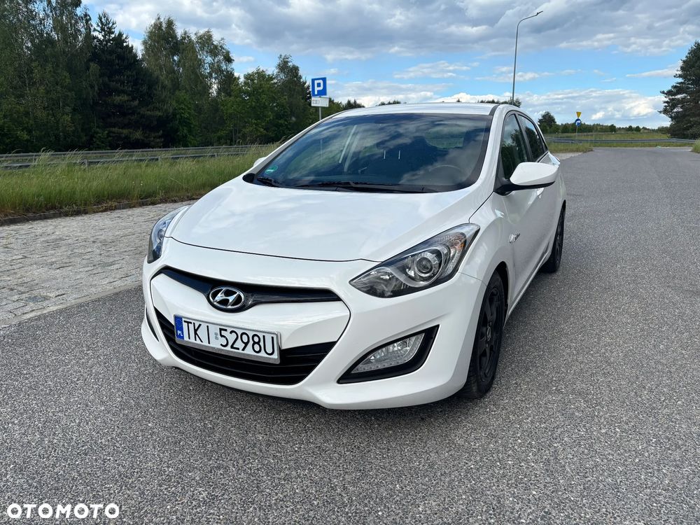 Hyundai i30 blue 1.6 CRDi Passion - 6