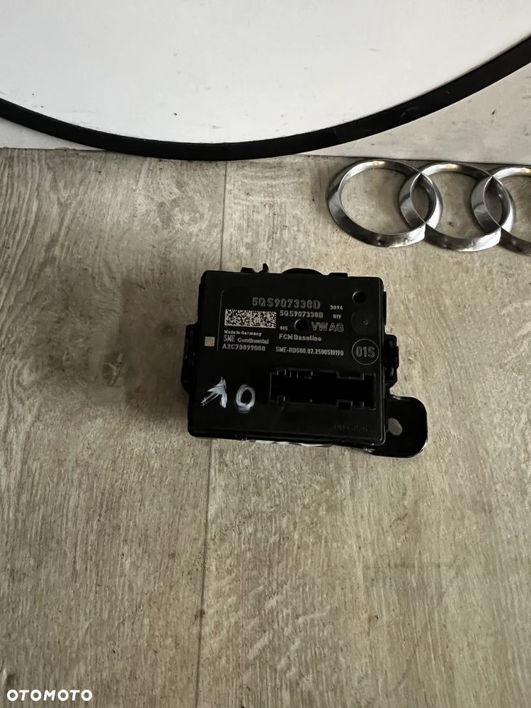 AUDI VW STEROWNIK ŚWIATEŁ I REGULACJI 5QS907338D - 1