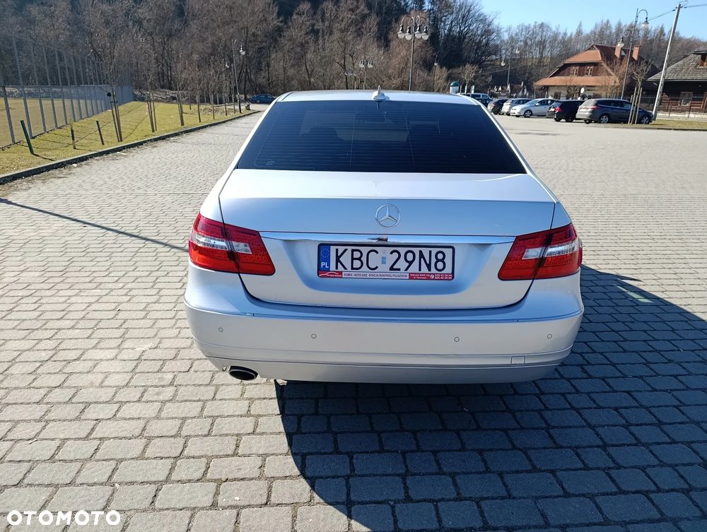 Mercedes-Benz Klasa E 200 Kompressor Automatik Elegance - 9