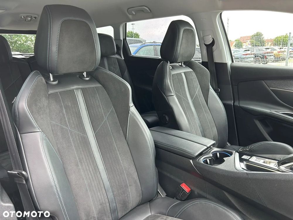 Peugeot 5008 - 19