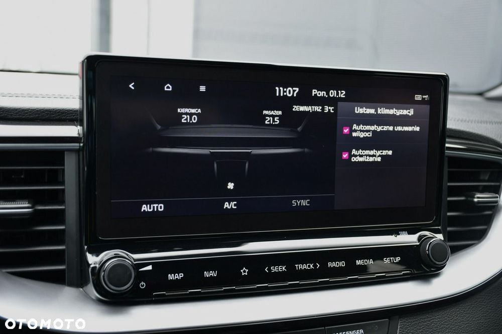 Kia ProCeed 1.6 CRDi GT Line DCT - 31