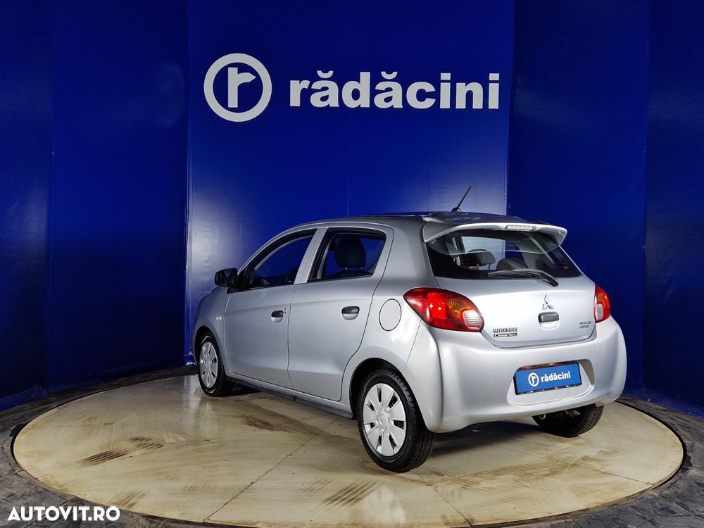 Mitsubishi Space Star - 7