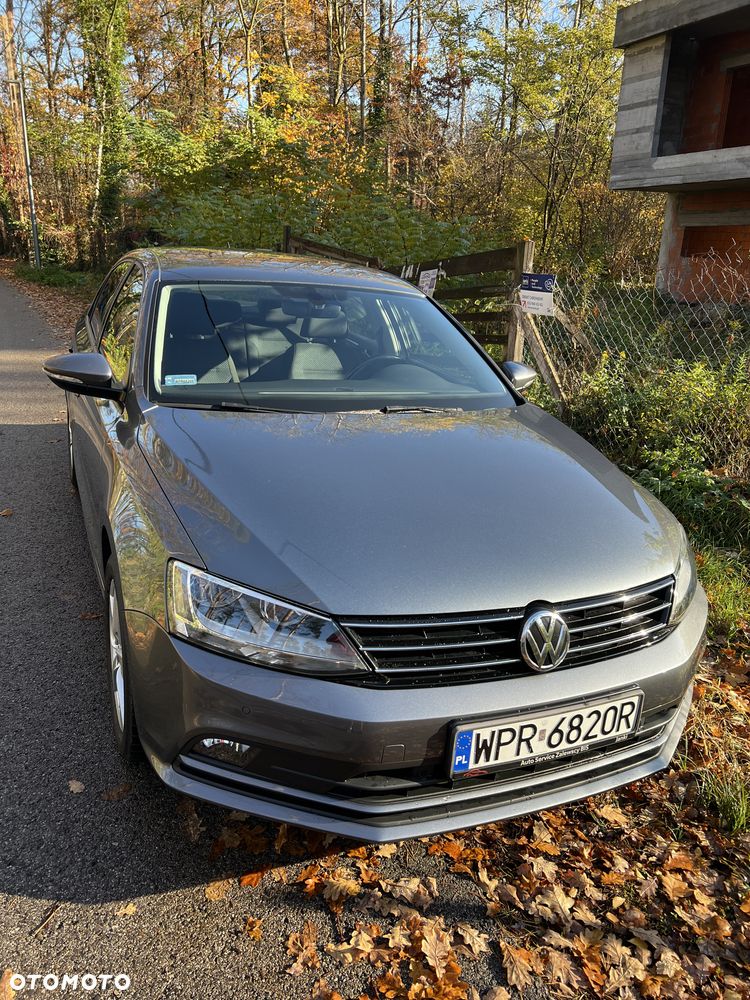 Volkswagen Jetta 1.4 TSI BMT Comfortline - 2