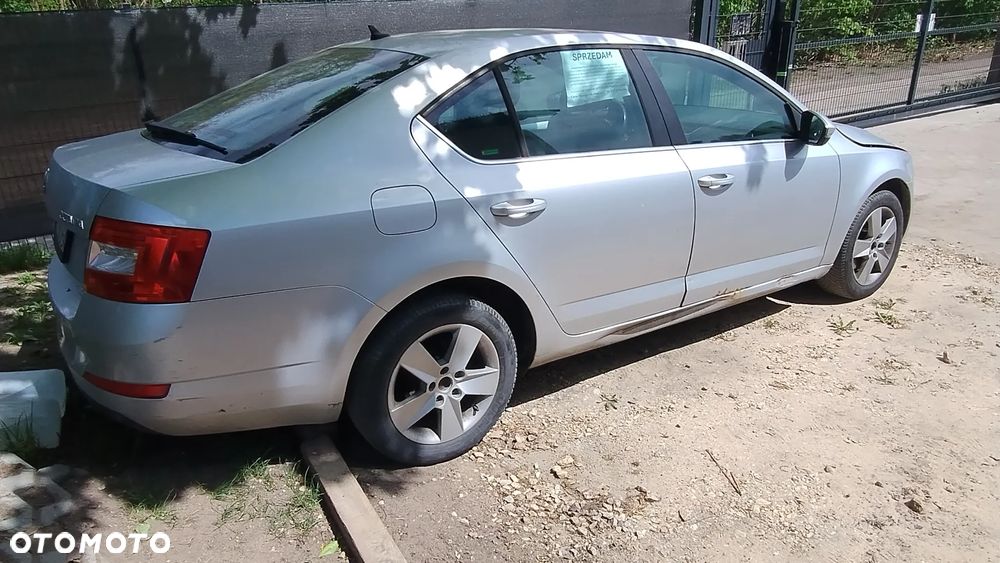 Skoda Octavia 1.4 TSI Ambition - 4