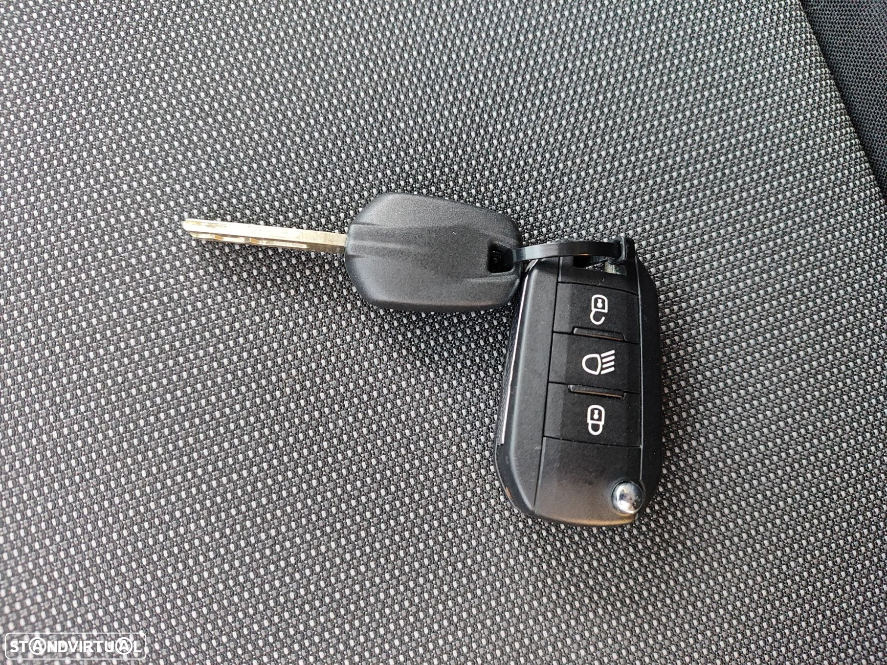 Citroën C3 Aircross 1.2 PureTech Feel Pack - 18