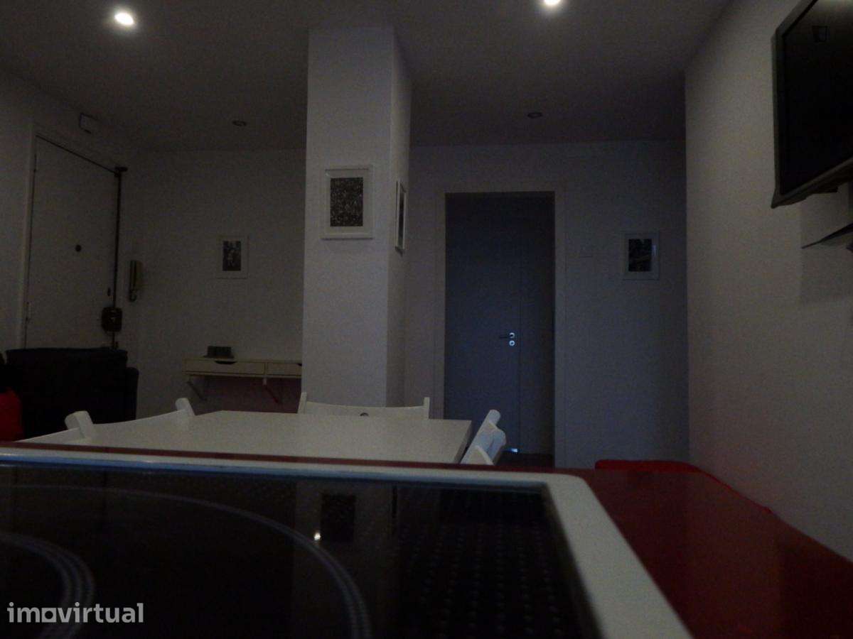 Quarto - localizado em Roma-Areeiro Lisbon - Grande imagem: 5/33