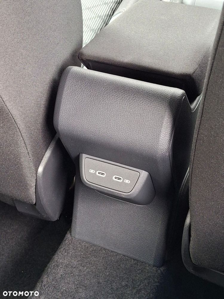 Volkswagen Taigo 1.5 TSI ACT R-Line Plus DSG - 25