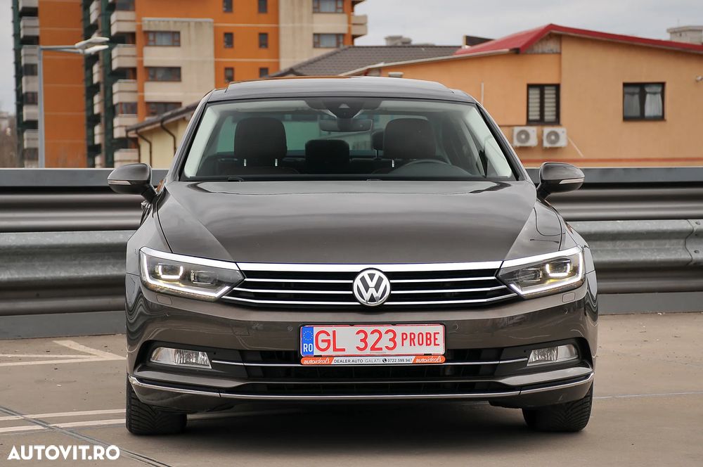 Volkswagen Passat 2.0 TDI DSG Highline - 8