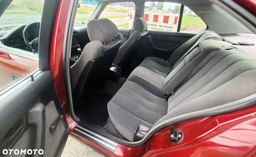 BMW Seria 5 525i - 13