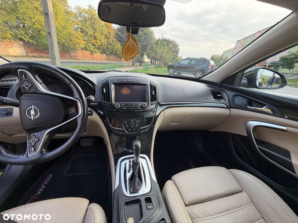 Opel Insignia - 14