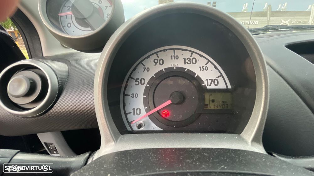 Toyota Aygo 1.0 Plus Sport Pack - 13