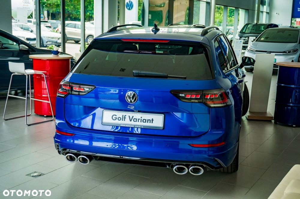 Volkswagen Golf - 9