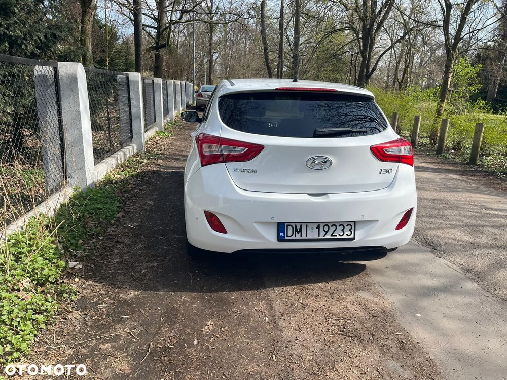 Hyundai i30 blue 1.4 Passion - 3