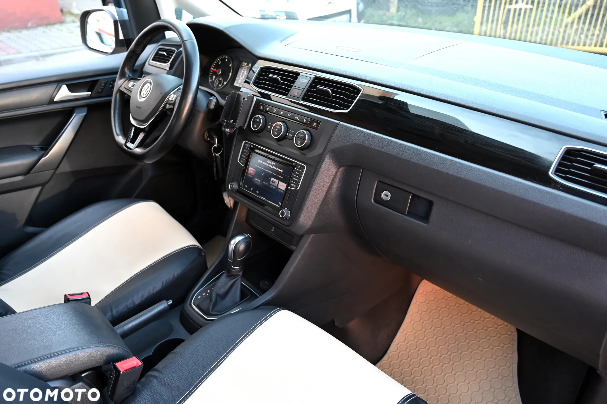 Volkswagen Caddy - 24