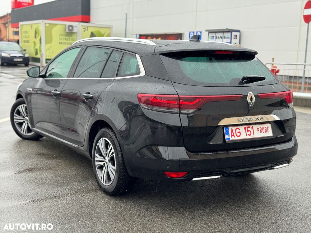 Renault Megane TCe 140 GPF EDC Techno - 3