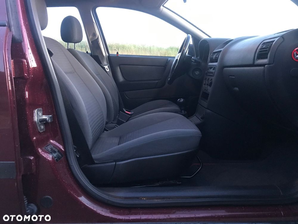Opel Astra - 14