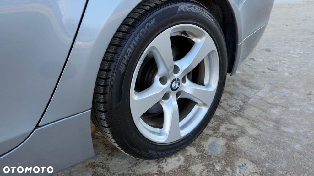 BMW Seria 5 520i - 9
