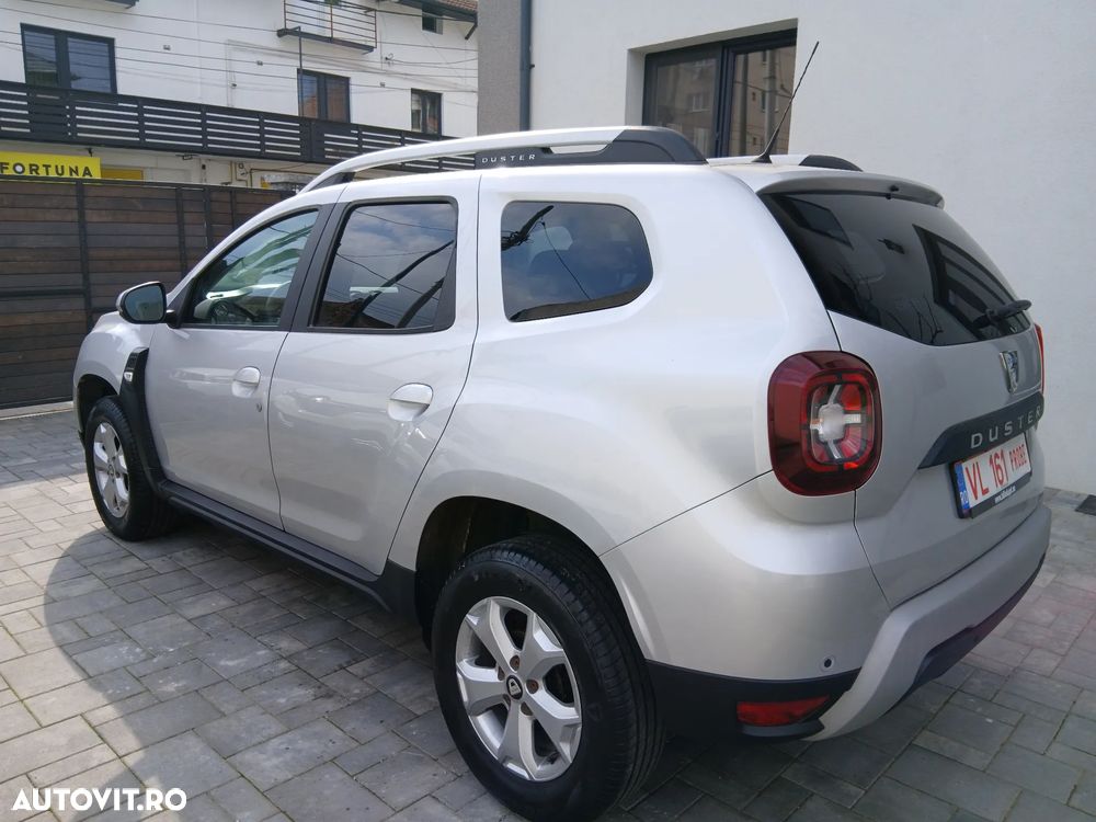 Dacia Duster dCi 110 FAP 4x4 Prestige - 4