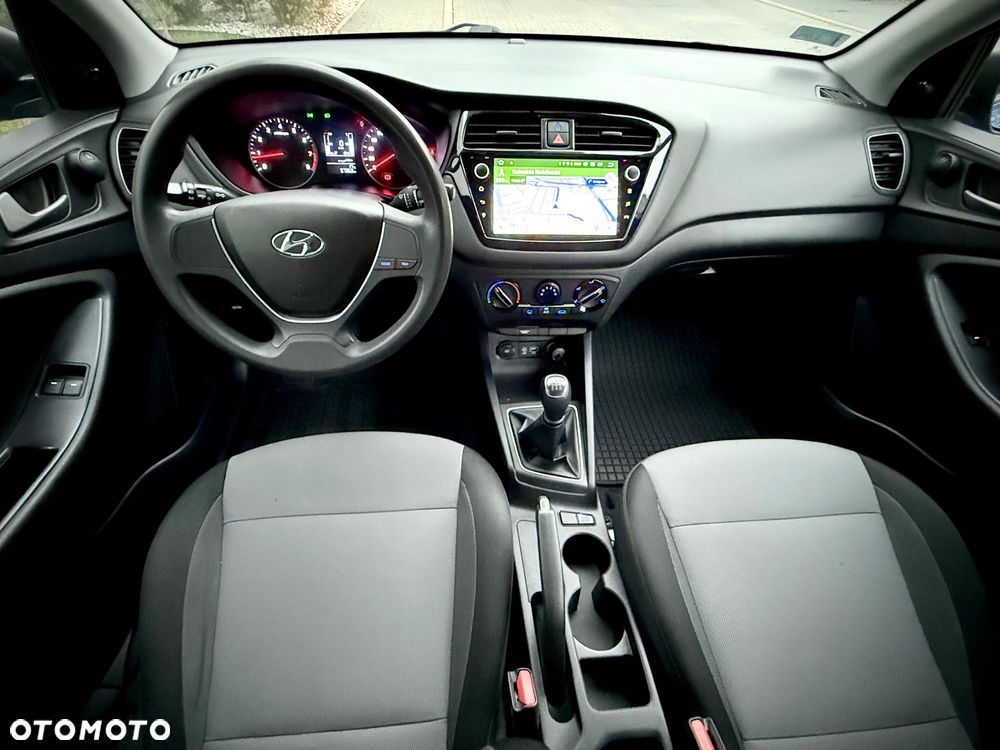 Hyundai i20 1.2 Classic + - 5