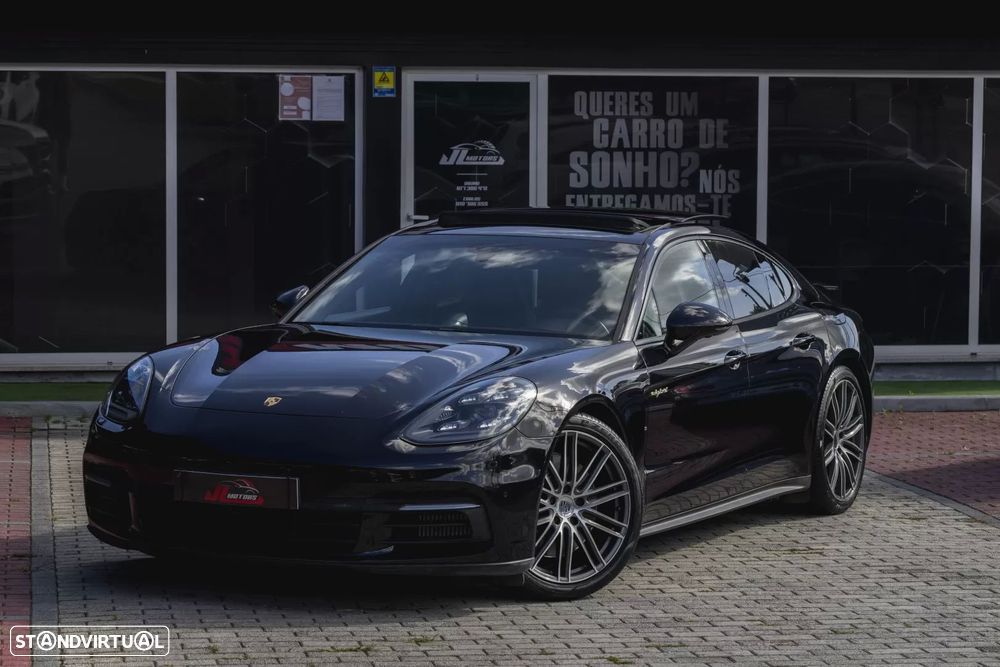 Porsche Panamera 4 E-Hybrid - 10