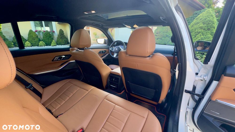 BMW Seria 3 M340i xDrive - 20