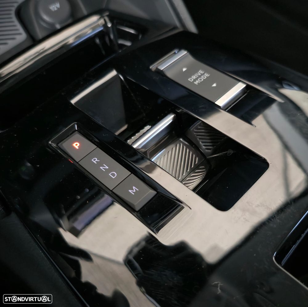 Citroën C4 Hybrid 145 MAX - 17