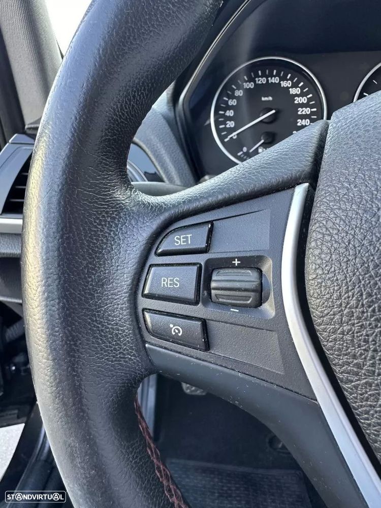 BMW 116 d Sport Line - 35