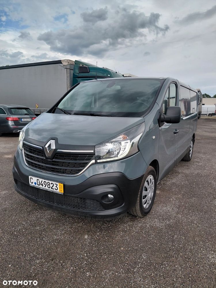 Renault Trafic - 1