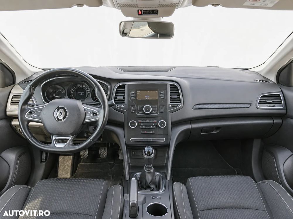 Renault Megane Blue dCi 116 Zen - 11