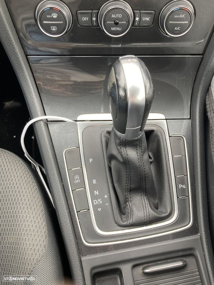 VW Golf Variant 1.6 TDi Confortline DSG - 3