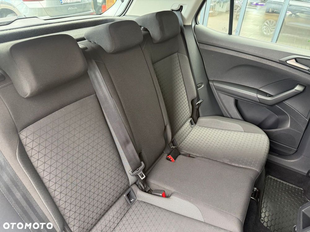 Volkswagen T-Cross - 17